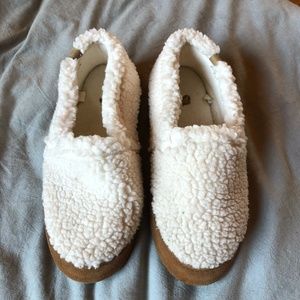 Acorns Slippers